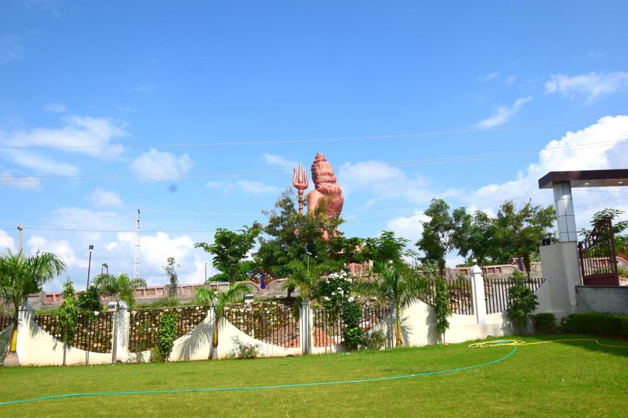 The Sky Imperial- Hotel Gopal Darshan Nāthdwāra エクステリア 写真
